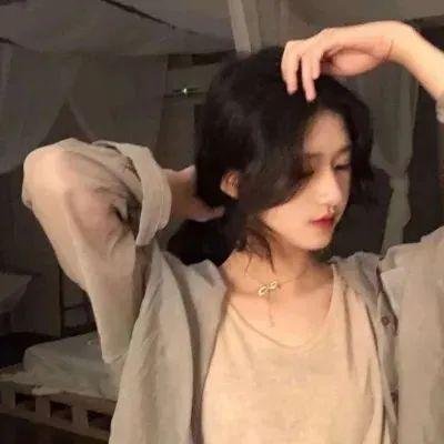 我们开始当空服员